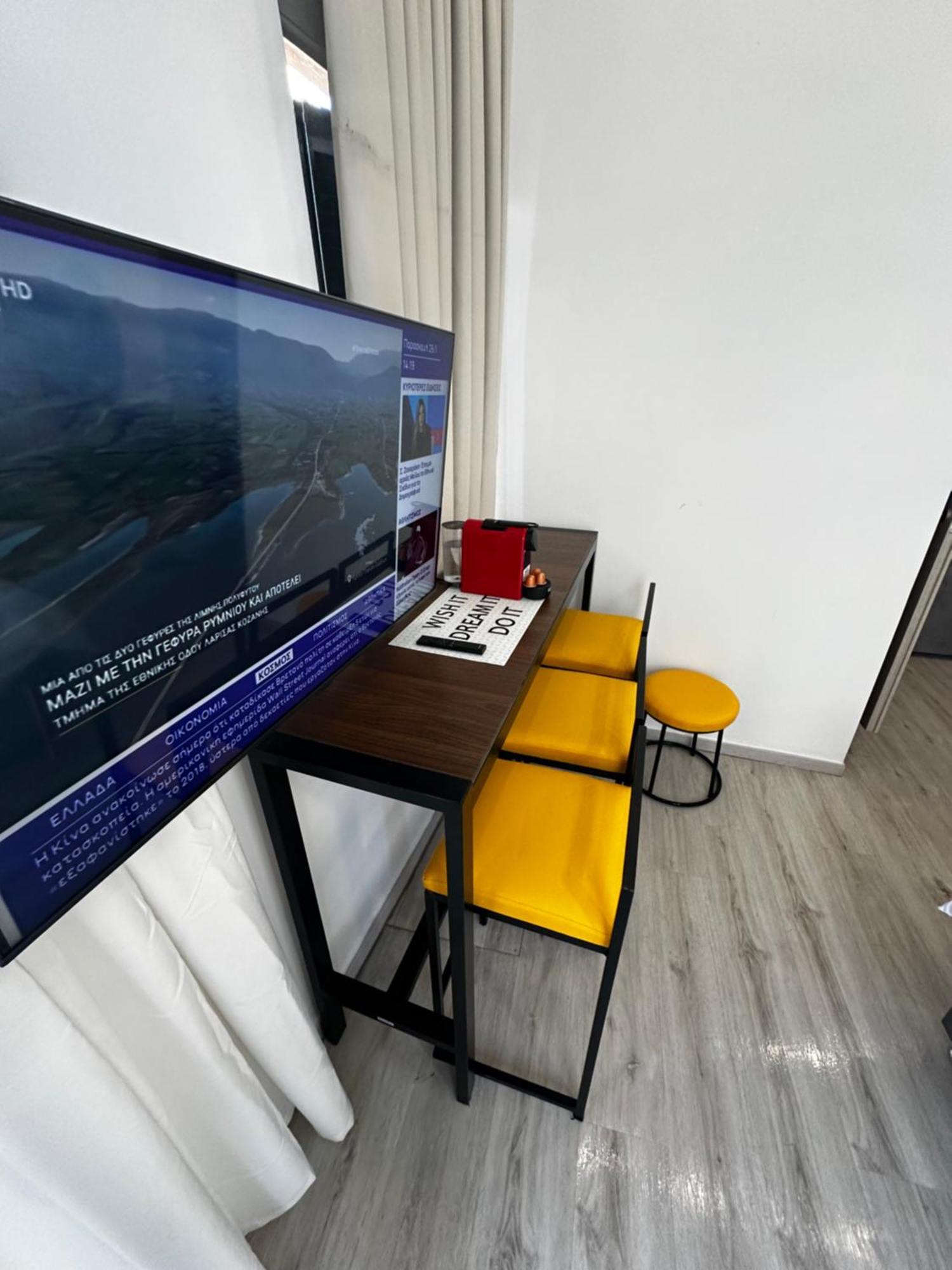 Travelers Luxury Suites, Studios & Apartments Corfu  ภายนอก รูปภาพ