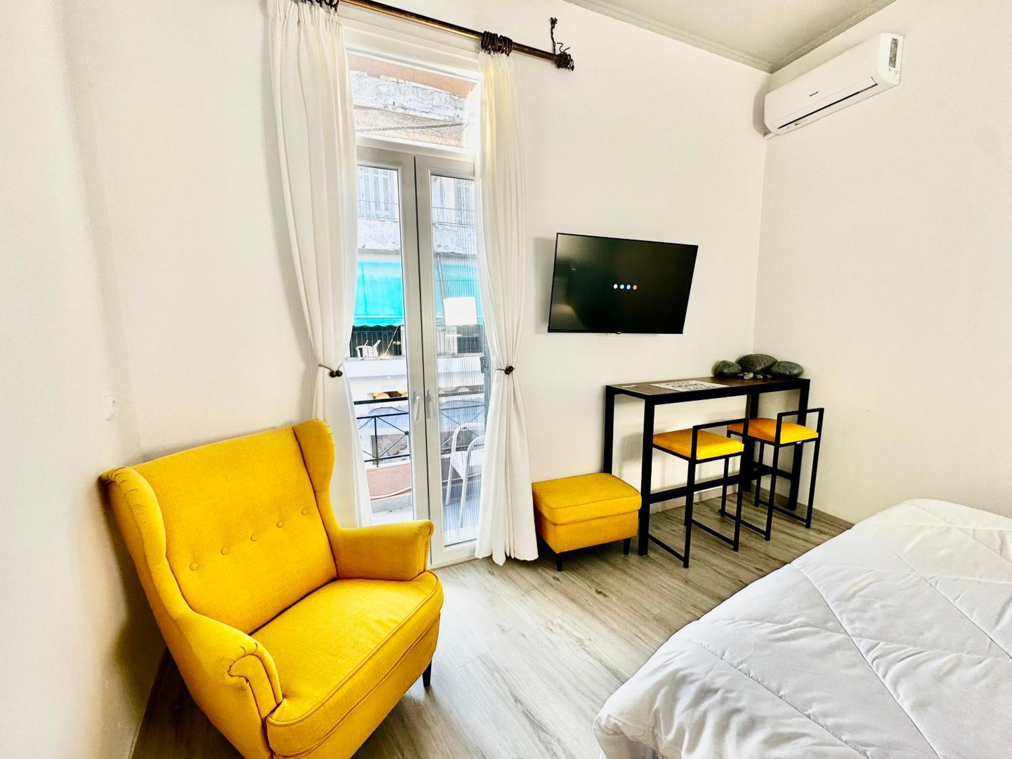 Travelers Luxury Suites, Studios & Apartments Corfu  ภายนอก รูปภาพ