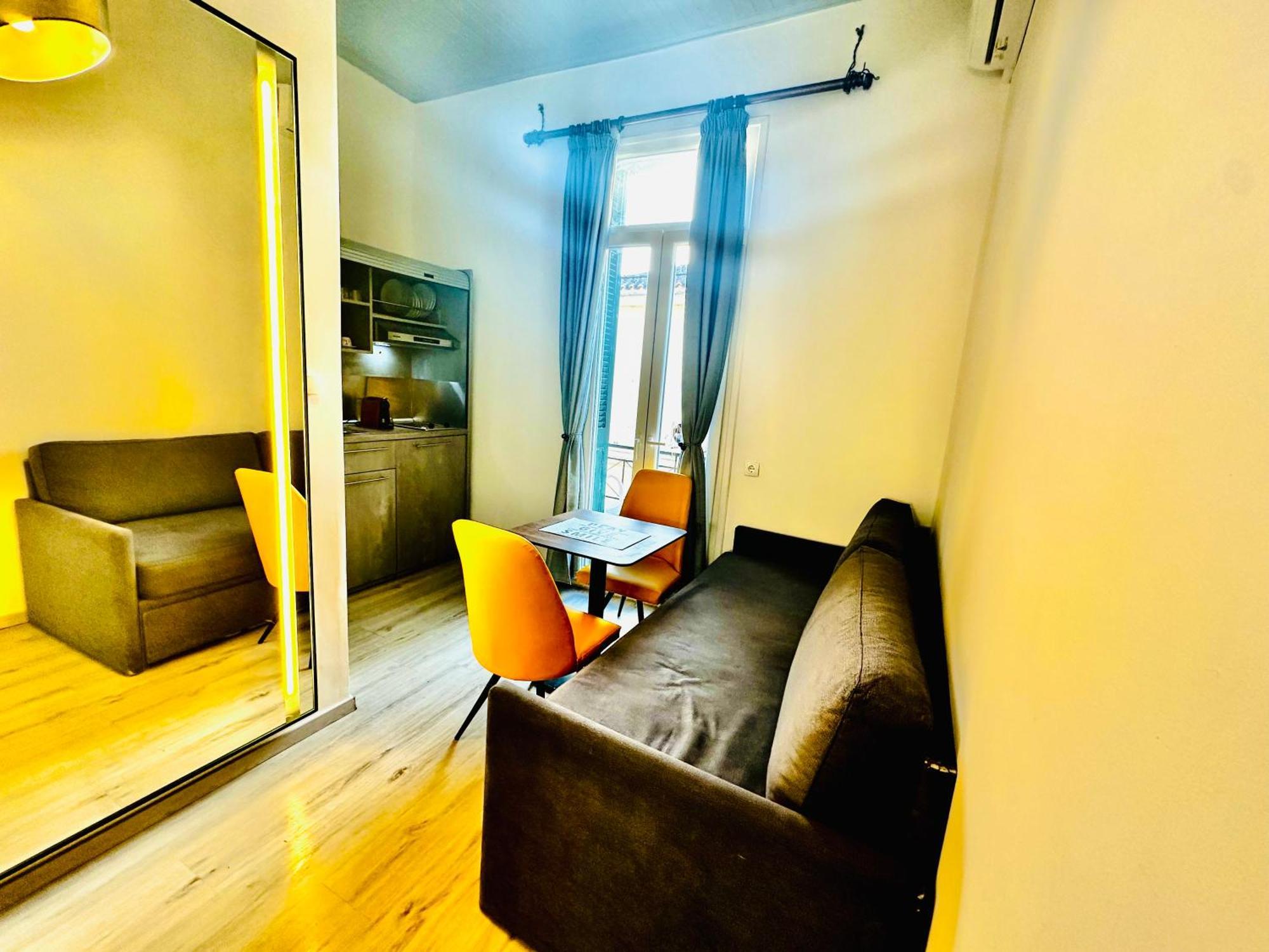 Travelers Luxury Suites, Studios & Apartments Corfu  ภายนอก รูปภาพ